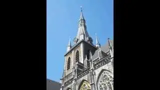 La marche impériale jouée au carillon de la cathédrale de Liège