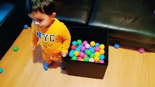 Ball Pit show.... Baby model