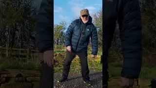 Bear Walks into a Bar #jokes #funnyshorts #funnyvideos #dadjokes #hiking #trekking #walking #laugh