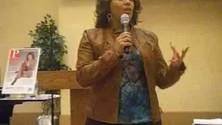 Pam Perry PR Coach gives authors sound advice on book marketing at Anointed Pen conference