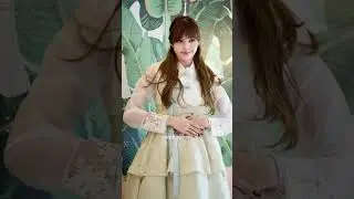 Lisa in traditional thai dress.😍#shorts #video #blackpink #lisa #typagirl #blink #kpop #viral #new
