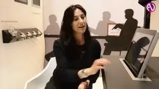 Arthur Holm: дисплей Dynamic X2 и система управления на ISE 2015 (русские субтитры)