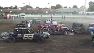 Leamington Demolition Derby 2016 - Straight Stock v8