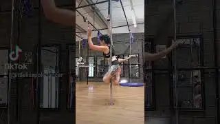 25.08.23 spin spinny pole with a strap