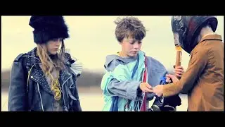The Whip - Movement