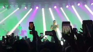 Kali Uchis - Just a Stranger (Live in Phoenix)