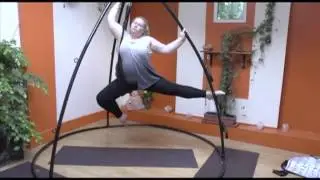Aerial Yoga London - Using the Omni-Gym