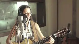 Cata Raybaud - Ay! (Sesi&oacute;n en vivo en El Bulo)
