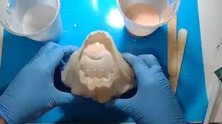 Beautiful shell and tray made with Mix2Mold  🩷