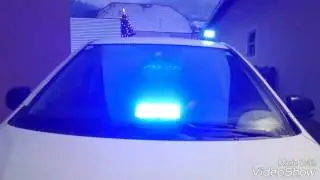 Ziviles Einsatz Fahrzeug mit LED Blitzer Beleuchtung