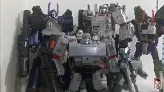 Transformers War for Cybertron: Siege Voyager Megatron