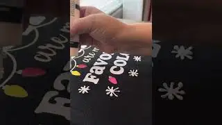 Using Tulip Dimensional Fabric paint on a T-Shirt (T-shirt make over)