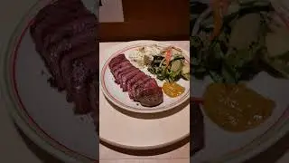sirloin King  NY STRIP  lamb review  of the grub steak house #shorts #shorts #sirloinKing