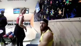 High-fiving Sv3rige at the bowling alley