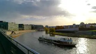 Caminando en Berlin por el rio Spree  🇩🇪🏞️   Morning walk in Berlin