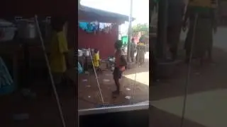 Debordo likunfa  en action