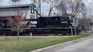 Norfolk Southern Engines & Canadian National Helper Pulls Sand Train Thru Plainfield, IL!!