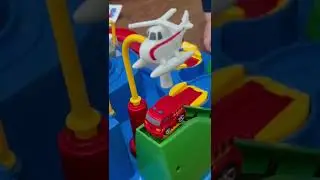🚗  Flying trash truck toy goes bonkers!