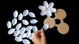 Plastic spoon wall decor ideas.  Plastic spoon wall hanging ideas. #plasticspooncraft #walldecor