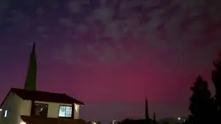 Rare pink aurora borealis lights up the sky over San Jose, California