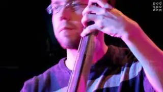 Mikołajki Folkowe 2011 - Chłopcy kontra Basia (5/5)