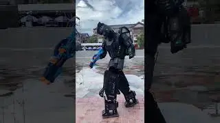 Real Life Giants Robot Led Cosplay Show #cosplaylife #cosplay
