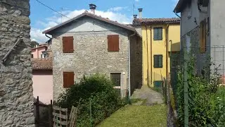 Casetta nel centro di un piccolo Borgo in Garfagnana. Richiesta € 24.000!!
