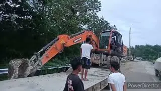 Doosan Excavator wheel type Operator Expect Loading & Unloading On Truck Trailer &hearts;️