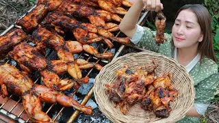 Cooking yummy frog grilling | Eating grilled frog | Amazing cooking
