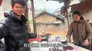 没去越南丈母娘家过年 我们又恢复正常生活 湖南最近太冷地里白菜全冻坏了