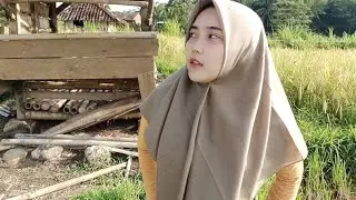 BIKIN MATA SUSAH BERKEDIP..!! MELIHAT KECANTIKAN NENG WULAN JANDA DESA USIA 20 TAHUN DI PELOSOK DESA