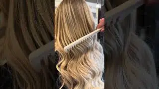 ACHIEVE LOOSE CURLS WITHOUT LOSING VOLUME WITH THE FUL WIDE TOOTH COMB!