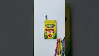 8 Pack of Crayola crayons 🖍️