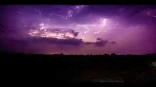StormViewLIVE's Kelley Williamson 04-07-15 lightning with music