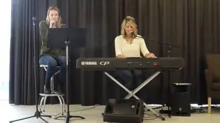 Helle vanderheyden en Marianne carlier