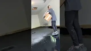 Flaking: Application technique to spread vinyl flakes. #epoxy #concretecoatings #epoxyflooring