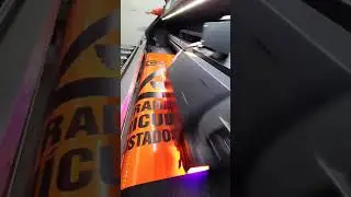 Impresi&oacute;n UV sobre vinilo reflectivo vial. Impresi&oacute;n tintas UV sobre r&iacute;gidos.