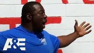 Storage Wars: Ivy, The Auctioneer (Season 5, Episode 20) | A&E