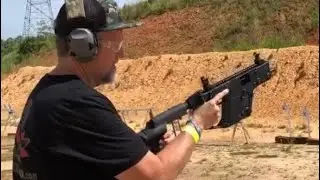 Пистолет Kriss Vector с тактической скобой SB