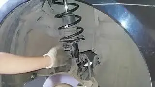 DIY: Mengganti Sendiri Karet Support Shock Breaker Nissan Grand Livina Tanpa Perlu ke Bengkel