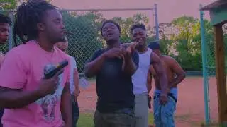 Zoe ft TrapCamp Riq Play For Keeps