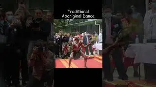 Traditional Aboriginal dance @ Jinwen Gallery Australia Opening Ceremony - 11th Dec #sydney