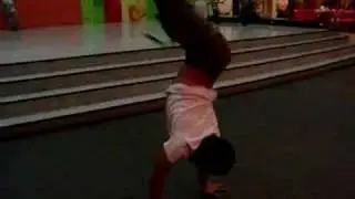 shun doin' his moves!
