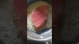 let's start cooking yummy food a good steak #shorts