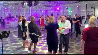 Formatie nunta Ploiesti , Bucuresti , dj evenimente , schela lumini, beam lights