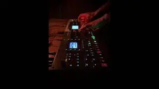 ELEKTRON MONOMACHINE SFX60 MK2 with OCTATRACK MK2 late night demo ⚡️♪♩♫♬