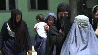 Women cast their votes in Afghan elections