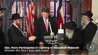 Gov. Perry Participates in Lighting of Hanukkah Menorah