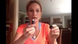 How to Make a Homemade Puffy Eye Serum