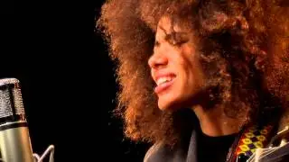 Nneka, estrella invitada de #Music4Dev: &ldquo;No dejes que nadie te intimide&rdquo;